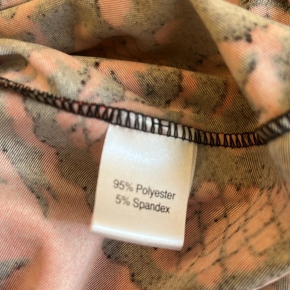 LBISSE Dress Women’s XL Velvety Stretchy Fit & Flare Red Black Boho Party - Picture 16 of 17